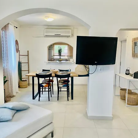 Anch Apartment *